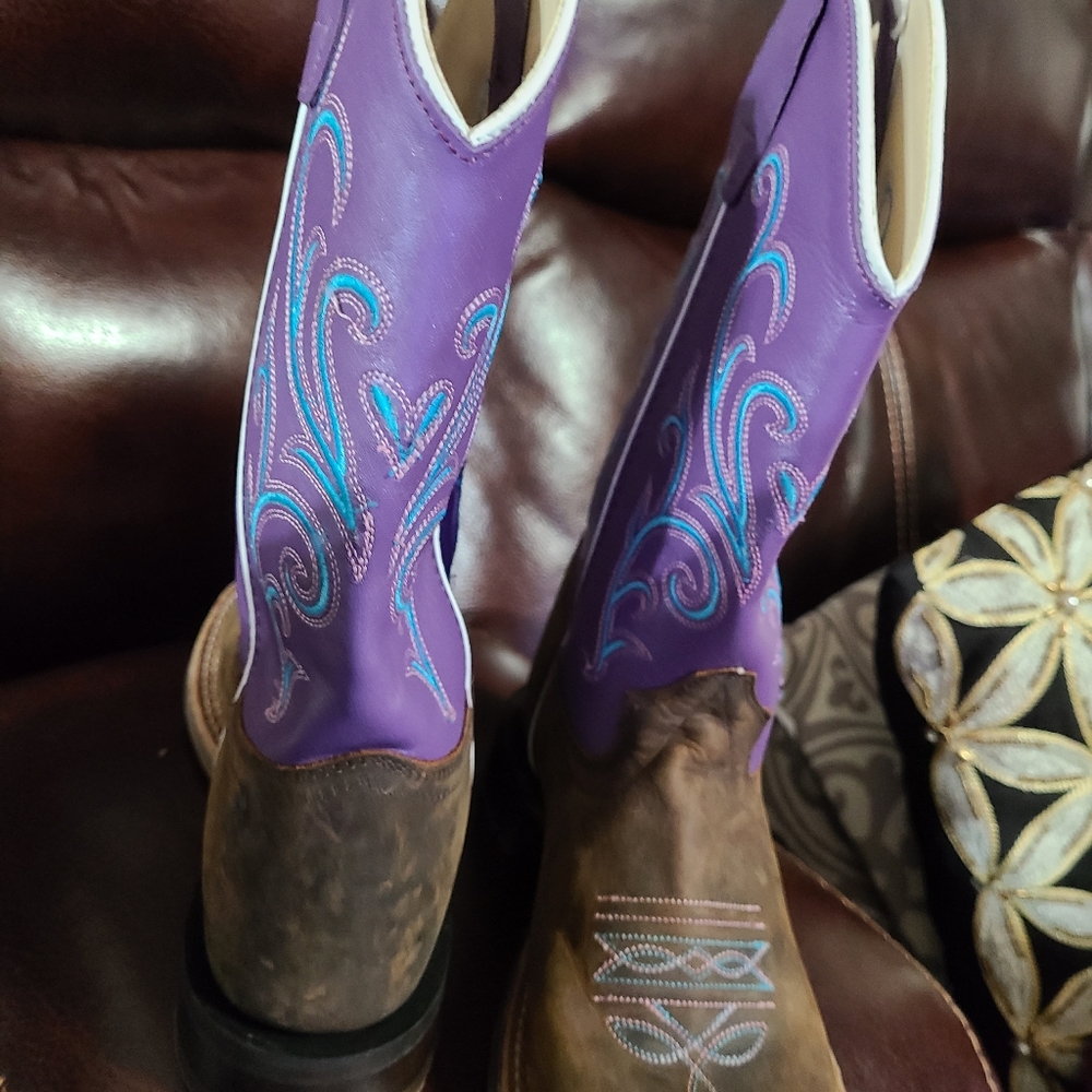 Old West boots - Picture 2 of 3
